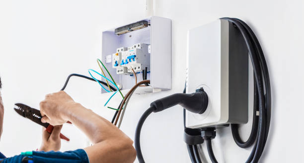 Best Ceiling Fan Installation Electrician  in East Lansing, MI